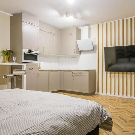 Central Apartments Goleniow Luxury Exterior photo